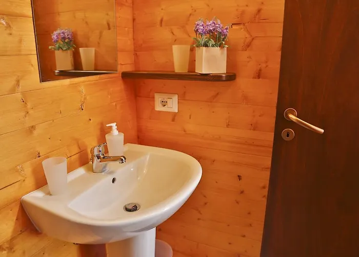 Sanfilippo キャンプ場 チェファル