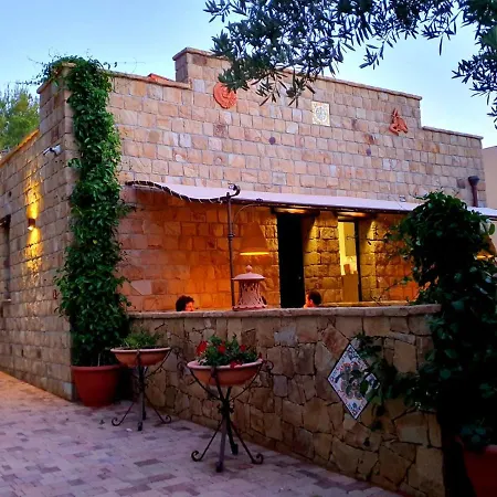 Κάμπινγκ Sanfilippo *